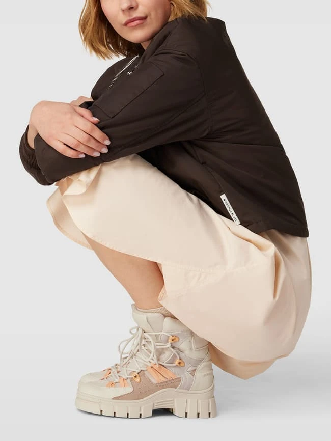 Guess Schnürboots Im Colour-Blocking-Design Modell 'HALER3' - Beige 3 Guess Schnürboots Im Colour-Blocking-Design Modell 'HALER3' - Beige