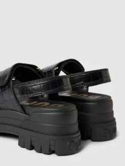 Buffalo Sandalen Mit Klettverschlüssen Modell 'ASPHA' - Schwarz -Damenbekleidungsgeschäft 6134qd9g6t9k6k22al732j9oa5ak8cq7654k8ca68cs54h2f957k6ka8a50jikhl757j2dqjad2kqkq688o62phg70o3ad9l68q68c9kcpi62e9pcph6ceb268pm2cpn6cpjcc0