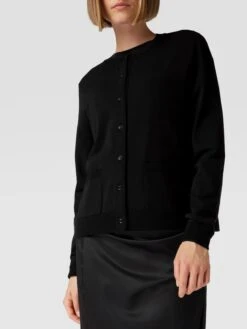 Marc Cain Strickjacke Mit Label-Detail - Schwarz -Damenbekleidungsgeschäft 64p4gk9g712j0kib9p4l4haa8h4kudi770o4okhj9t4kmcaa6l95ad2jaco34i2k8d23ad2ha5132hi788o3ccpo6cr38dpmccsm2o9k6crm4e9mc9i36phlc9h3gphp60qjgd0
