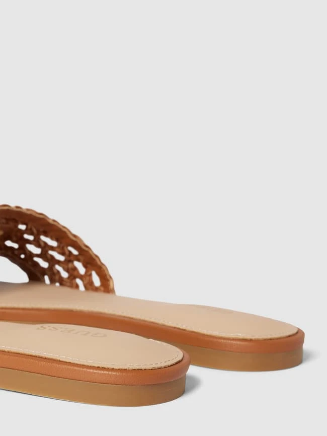 Guess Pantoletten Mit Label-Detail Modell 'TASSI' - Cognac 5 Guess Pantoletten Mit Label-Detail Modell 'TASSI' - Cognac – Bild 3