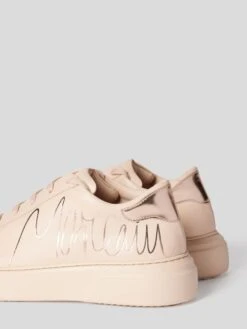 Marc Cain Bags & Shoes Sneaker Aus Leder Mit Label-Print - Altrosa 9 Marc Cain Bags & Shoes Sneaker Aus Leder Mit Label-Print - Altrosa -Damenbekleidungsgeschäft 6d258k1gad9j8jqma59l4j23ahb4cgqd6orj2gqe85a3ei9m9cpkgcqja1ak2jqda9ajihaf60qkihq8753jacho6gp62or669i64d1kc4o3aohj6tim6e1ncdi34c33ckq62pg