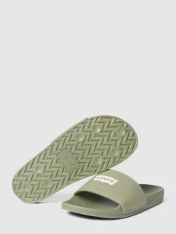 Levi’s® Acc. Slides Mit Label-Print Modell 'JUNE' - Olivgrün -Damenbekleidungsgeschäft 6h4kgk2m755kshqi6525aiae8h238jqaa0qj8iqlah54skqk9p8l0i1n9h0l0iil916kcii999akgdi66ko3adb2c9hjcoj271ij8cpk74sjge3465i3adpmc4qj8e1l6dj66c0
