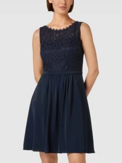 V.M. Cocktailkleid Mit Spitzenbesatz - Dunkelblau 10 V.M. Cocktailkleid Mit Spitzenbesatz - Dunkelblau -Damenbekleidungsgeschäft 6h64giqm6l7kulib75a58cq9a56l6ha69p4kkia39orjcdhna16k6iim8gs4ogi385556k1oakp3ccq49oo66p9n69i64dj674p66ohk6os68e9g6pgj6ob2clj3cor2c9j64dg