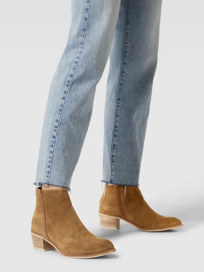 ALPE Stiefeletten Mit Strukturmuster - Camel 3 ALPE Stiefeletten Mit Strukturmuster - Camel