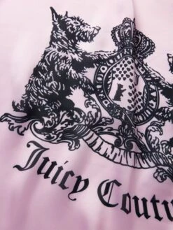 Juicy Couture Schal Mit Label-Print Modell 'HOLLYHOCK' - Hellrosa 7 Juicy Couture Schal Mit Label-Print Modell 'HOLLYHOCK' - Hellrosa -Damenbekleidungsgeschäft 6sokej1o6ss30dagacp4gj21ad94ciqc954l0dqa6p5laiib94pk2i1p8h3j0ji164r52ia390o32eak9ko32d1lcko3ad1j74ojco9k68o3coj4cco3ap1lcoq36chh6gqj2o8