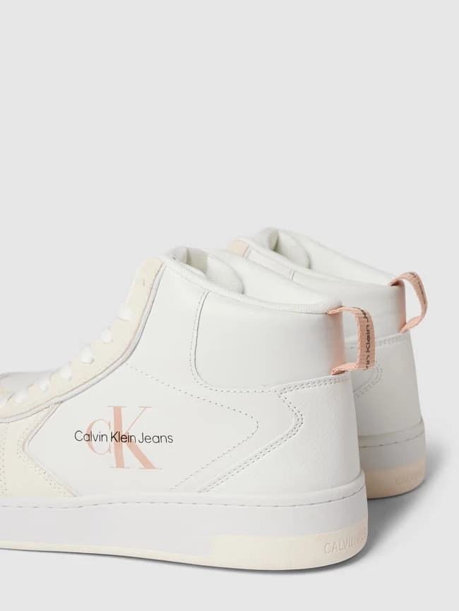 Calvin Klein Jeans High Top Sneaker Mit Label-Details Modell 'BASKET' - Beige 4 Calvin Klein Jeans High Top Sneaker Mit Label-Details Modell 'BASKET' - Beige – Bild 2