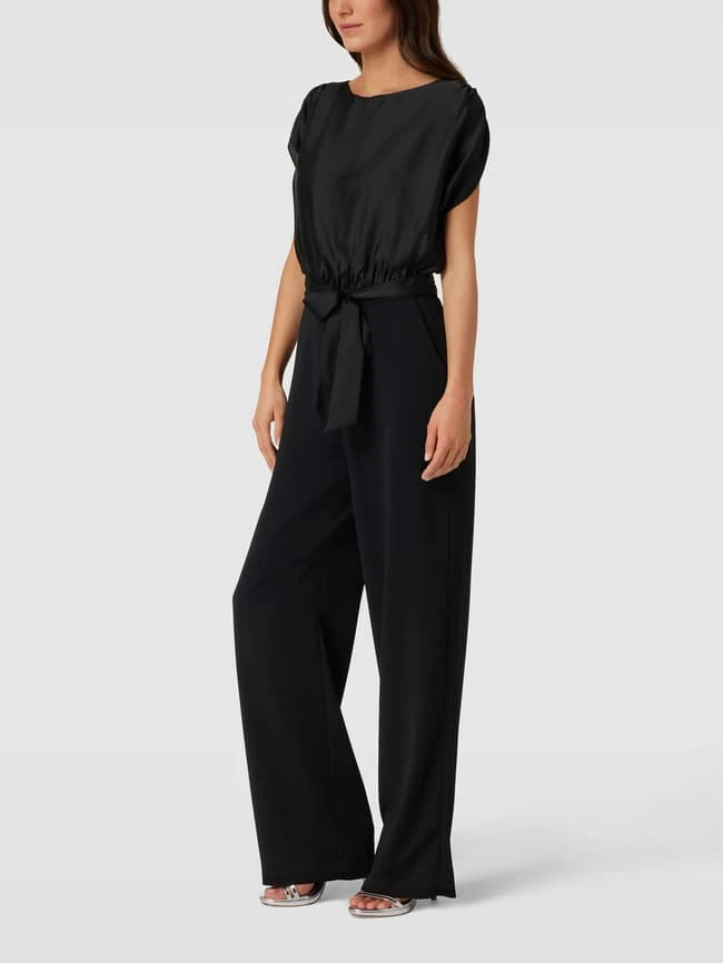Swing Jumpsuit Mit Rundhalsausschnitt - Schwarz 6 Swing Jumpsuit Mit Rundhalsausschnitt - Schwarz – Bild 4