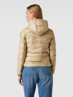Blauer Usa Steppjacke Mit Label-Detail - Beige -Damenbekleidungsgeschäft 70rkejqfa125cji6854kqjik9op36hqa71a3egi96lb34ham70skoea88ksjcjpn64q3cci66t2kce22913j4p1o6sr3gdpi6th38phk68o38e1gc8qj2chkc5j62dr468s66d0