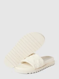 Guess Slides Mit Label-Print Modell 'FABETZA' - Offwhite -Damenbekleidungsgeschäft 713k8jiha544uj239p156ipk756l4d9ka4rkodqi6d84skak9h6kmgqa696j2khm8d3jgdih9h53ai9na93j6dpl60pm4dhi6cs3ap1k74r34e1jcdj3gd356li6ae1h6tim8pg