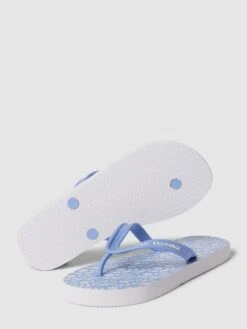 ARMANI EXCHANGE Zehentrenner Mit Label-Details - Hellblau -Damenbekleidungsgeschäft 74o54gi975338lhjah1k4jqd8t5k2ca56p73ajq86d7kgha68opl4ii39944oda26tb36k9m9t4j4hiba93j0dr564rjip1g69j64d1k6osm6e1g6phm6or16cs66opl6pi6aco