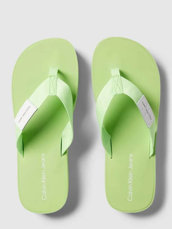 Calvin Klein Jeans Zehentrenner Mit Label-Details Modell 'FLATFORM' - Hellgrün 7 Calvin Klein Jeans Zehentrenner Mit Label-Details Modell 'FLATFORM' - Hellgrün – Bild 5