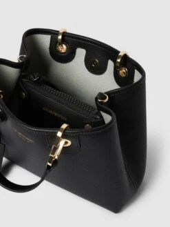 Emporio Armani Handtasche Mit Label-Details - Schwarz -Damenbekleidungsgeschäft 74skuc9j8l3jikih6sp4acae8krkue9k71ajeci49tb38d1i9h2jeja9619l8jqk6h74eka261a4gk9k9d3m8p3571i6adhlcopj8o9k6sojce9n6cpm8cpm6gsjao9i6gs38o8