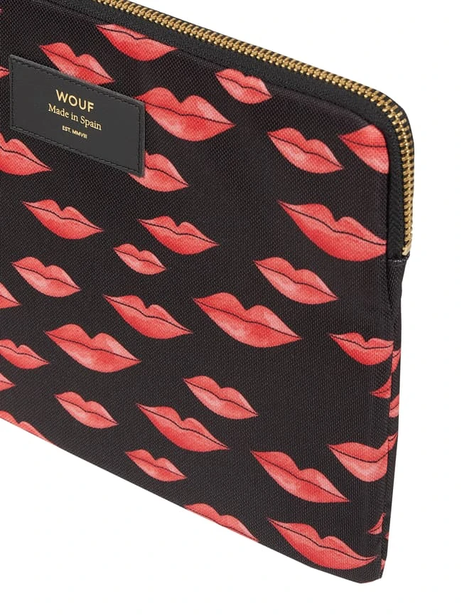 WOUF Tablettasche Mit Herzmuster Modell 'Beso'- Wasserabweisend - Schwarz 4 WOUF Tablettasche Mit Herzmuster Modell 'Beso'- Wasserabweisend - Schwarz – Bild 2