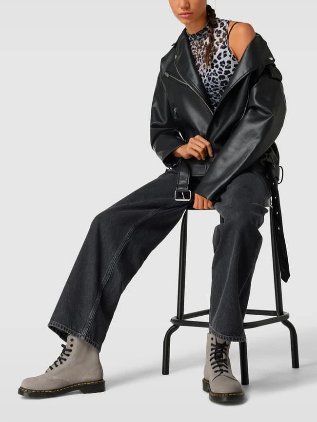 Dr. Martens Dr.Martens Schnürboots Aus Leder Modell '1460 Pascal' - Hellgrau 3 Dr. Martens Dr.Martens Schnürboots Aus Leder Modell '1460 Pascal' - Hellgrau