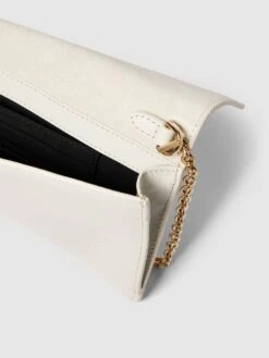 Furla Clutch Mit Label-Applikation - Offwhite 9 Furla Clutch Mit Label-Applikation - Offwhite -Damenbekleidungsgeschäft 84pkcgib89454i2ia9a54ea66h63iia38d6jggqd8h23eii7ad7jeka88t438e9oaor4ihq29954ula26p3m8ob1clijichkclhjec1k70oj8oj4c5i38e9mcli6ac9i71i66e0