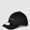 Calvin Klein Jeans Basecap Mit Label-Stitching - Schwarz -Damenbekleidungsgeschäft 8523gi2m6op3ec21a524mlhnap1kuh9ga5a3gkqf74rl8e2l6l744h1n84q32kai98q4kj1i89538gah64o6cohhcgo30cb4ccq30o9kcdimce9ncosjecpk65h66cpocgr3ed0