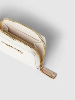 VALENTINO BAGS Portemonnaie Mit Allover-Logo - Weiß 7 VALENTINO BAGS Portemonnaie Mit Allover-Logo - Weiß -Damenbekleidungsgeschäft 85b5ac2m60qk8hq38t0l6lhi9p4jckqb710kmdii9cqkqha4716kql2g6kpk8d2c68q56d2h6ooj6gag9so32db26kpj6ob4cks62c1k6csm4ohl6gqjaopjc9h32e9pc8p34c0