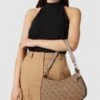 Guess Handtasche Mit Label-Applikation Modell 'NOELLE' - Beige -Damenbekleidungsgeschäft 88okugqi9994mjphad2jcdaf9d94mc2g9t53ihac8lak8cq8a97kchaf9114aci6aoskmka46cpl8e9m9go34p9i70sj0c1k70s68d1k70o38eb2c4p64d32chgj0dhh64qjad8