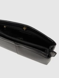Seidenfelt Pochette In Leder-Optik Modell 'Nees' - Schwarz -Damenbekleidungsgeschäft 892lcd2h60qj8ihj993kodhoal154e1h952kkiq76krkqgqg8d6kieaf8d3k6kpkal44ok2m8984ucq488o68p9lchj6cdpo6pijee1kcli36o9hckq3cd1n74rmcor564q62og