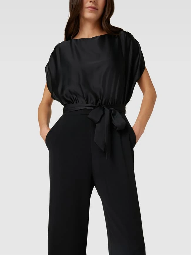 Swing Jumpsuit Mit Rundhalsausschnitt - Schwarz 5 Swing Jumpsuit Mit Rundhalsausschnitt - Schwarz – Bild 3