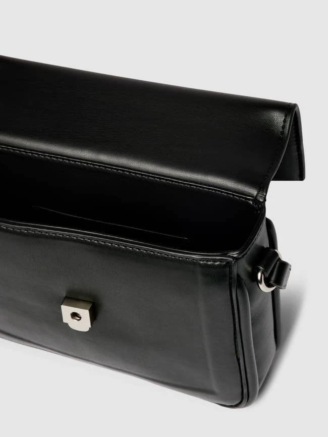 Calvin Klein Jeans Umhängetasche Mit Label-Prägung - Schwarz 6 Calvin Klein Jeans Umhängetasche Mit Label-Prägung - Schwarz – Bild 4