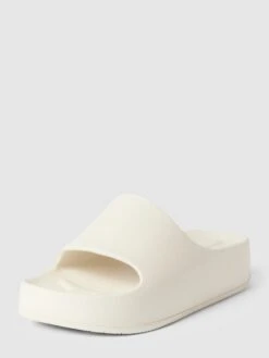 Steve Madden Slides Mit Breitem Riemen Modell 'ASTRO' - Weiß -Damenbekleidungsgeschäft 8daj8dag8co3agag6195ccql89aj8ca26p1j2e9k6h6jali88l4kke2j6l4j8jhl6db58ca275452i1g993j4pj16cr38cr66op3eopk6lj62e1hc9i34chl6csjic9icko66e0