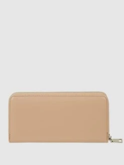 Seidenfelt Portemonnaie In Leder-Optik Modell 'Smilla III' - Sand 8 Seidenfelt Portemonnaie In Leder-Optik Modell 'Smilla III' - Sand -Damenbekleidungsgeschäft 8go42h9h9t2l0di3893kckim95al6iae71936ia56l4kmhq6856kudpl9gpj0j259t9kedhj8p3k4d236go38d366krjad9l69j68c1k6os30e3669i64e9o6hhm6e9j60o3gog