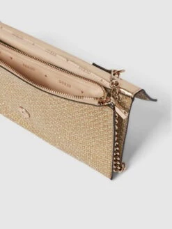 Guess Umhängetasche Mit Label-Applikation Modell 'EVER FLAP CLUTCH' - Gold -Damenbekleidungsgeschäft 8gq3ie2j9takaka4855kuj9h6cqkql9la91kecqe8p330ja56kskohhl9l64ecpn71a3gdqh91ajeh28a93jae9hc8q38cb5coqm2cpk69gj6e1i6ooj0e9n6lj36opi74qj0cg