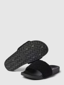 Levi’s® Acc. Slides Mit Teddyfell Modell 'SHERPA' - Schwarz -Damenbekleidungsgeschäft 8h0k2l2h9go3icqc9so4gi1m9h4kcdij9sr48d2l9pakak2598q5ah2k9d54mhaha8o4el2a8go4qjplaoo3cchg65h66ob674o3ie1k6oq38e1jc9i3eohpc8s30p3670rj4e8