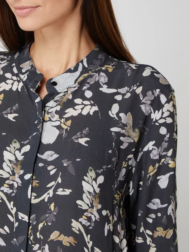 Oh April Kleid Mit Floralem Muster Modell 'Flowing Fae' - OH APRIL X P&C - Exklusiv Bei Uns Erhältlich - Schwarz 5 Oh April Kleid Mit Floralem Muster Modell 'Flowing Fae' - OH APRIL X P&C - Exklusiv Bei Uns Erhältlich - Schwarz – Bild 3