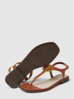 Guess Zehentrenner Aus Leder Mit Label-Detail Modell 'MIRY' - Cognac -Damenbekleidungsgeschäft 8h7jcjij90ql6c2ea584ae1g6l34uj2690p54i2j8gol8i2da8s50dpga4r58ihn9gs5adak6opj0c2l8ko68dpicos66o9lchh3aphkc8q6aob46tj3cd326so62eb66ksj4dg