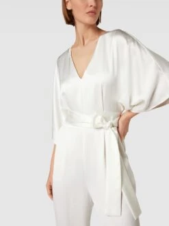 HUGO Jumpsuit Mit V-Ausschnitt Modell 'Kalaisa' - Offwhite -Damenbekleidungsgeschäft 8l336h9ga9148gqk8op4okac69aj6daf6113cdad85b46h259p85cihl9d5j4lama57jclij8t9k8khg8oo68c1icli6cohoc8pjcohk64s62e336lijacr6c8rm6phk64r3gog