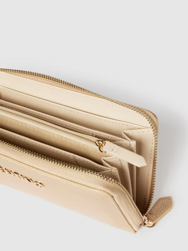 VALENTINO BAGS Portemonnaie Mit Label-Detail Modell 'Divina' - Gold 5 VALENTINO BAGS Portemonnaie Mit Label-Detail Modell 'Divina' - Gold – Bild 3