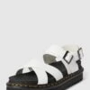 Dr. Martens Sandalen Mit Dornschließe Modell 'Voss' - Weiß 1 Dr. Martens Sandalen Mit Dornschließe Modell 'Voss' - Weiß -Damenbekleidungsgeschäft 8l7kmci76hb52l9j8kq4ul9k6l1l0jql8984mc1o9l5kkda68t0kogqc8d3jaghja5a54daj9gq48i2j94o32dhocks3idpjcoom8c1k69ij2e34c9i68e9kcosmcp9h71j32d8