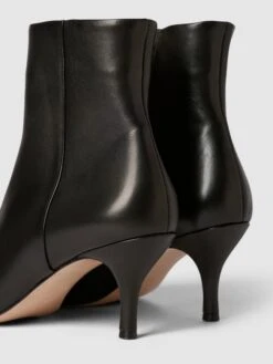 HÖGL Högl Stiefeletten Mit Reißverschluss - Schwarz -Damenbekleidungsgeschäft 8p13edq6891kul1i6p85aiq98d5kcka6913j0l9oap4kslab999kmc2i9d0kkia7ap9k6dhg8ssl8ii16oo3copp6cpj2dhm6crjce1k70sm2e9l6pj30eb36tgm2d9n6hj3acg