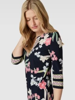 Montego Knielanges Kleid Mit Allover-Muster - Marineblau -Damenbekleidungsgeschäft 8p1lahak9d9kghi9al650l2g6kpj0j2d8osl4di48d948la59kpkmd2j70s4od9ja944ccq88d9kklhgako3copjcoqj2ob5clhm8o9k6dj62e1l6cojadr26csm8cpm61ij4dg