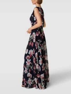 Christian Berg Cocktail Abendkleid Mit Floralem Allover-Muster - Marineblau Meliert -Damenbekleidungsgeschäft 8p644h2f9paj4e9l6l7kighn9pal6dhk6cr4oe1g9l34sd26ap352dqg8h5kmeak6cpkee2g952l8chj8t3m6p35chj32ob1clgjiphk68pjge9oclgm6p3674o66eb66kojepg