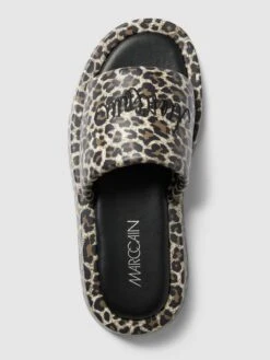 Marc Cain Bags & Shoes Slides Mit Animal-Print - Schwarz -Damenbekleidungsgeschäft 8sqjcji160o36di9690kql1k9t93ceam84p56cq3917kqjic659kcka46cskic9jal442lid6h7kac1j98o32e9m6csj0cb66di38cpkcco3geb5copj6eb460rj6c9gckq32e8