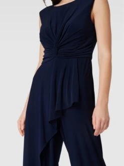 Adrianna Papell Jumpsuit Mit Knoten-Detail - Marineblau -Damenbekleidungsgeschäft 8ss4clij9t2kqc2b650l0e22ad636eal68rj4jaa8h24cihl8dalac1g68q4gdad8p3l2eac9opkehpl8l3m6d34cgr34d1o6dhm8cpkc9imae1lcdim8p9m68q62eb4c8r3ad0
