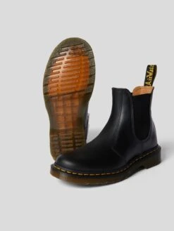 Dr. Martens Chelsea Boots Aus Leder Modell '2976' - Schwarz 11 Dr. Martens Chelsea Boots Aus Leder Modell '2976' - Schwarz -Damenbekleidungsgeschäft 910j8j9g9t352dhg8h742ia999956g9jap3k6d2j9d2jckah8t25ce2j8544ghpk6934uji2a164sgaj8go3gdhl75hjepho6sq68opk74sm6e9hc9gm8p3370p38eb5ccom6d8