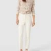 Cambio Stoffhose Mit Bundfalten Modell 'Renira' - Offwhite -Damenbekleidungsgeschäft 91aksea3914kcjhi95342hi6aos38gqh9h3jgh2a9cr58cia9p346eaa8h4kel26ad3l2eag8h0kekqb8go62p9h6ks36ohk68rj0e9k6ksj0o9ickr34p1kclijgd1m69i36d0