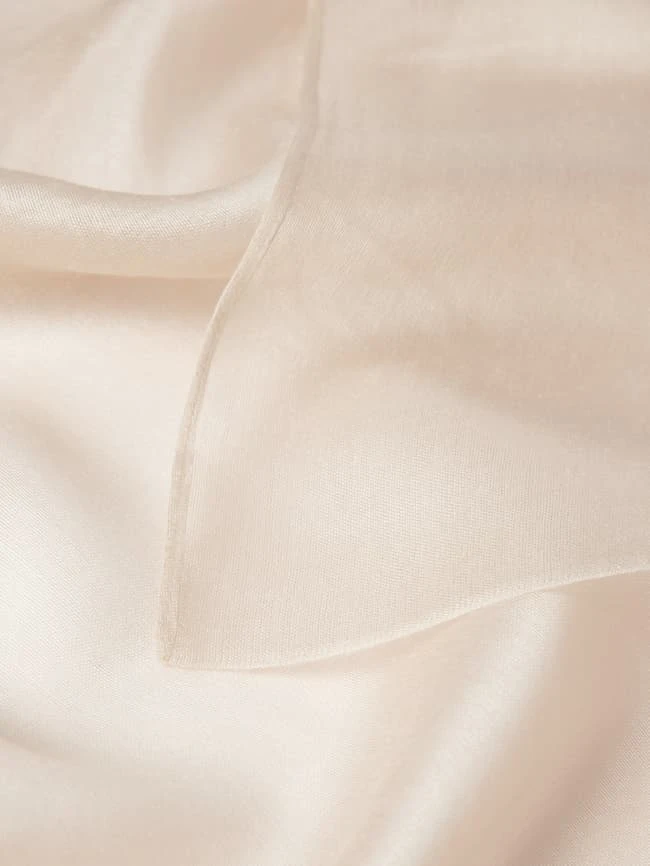 Comma Schal In Glanz-Optik Mit Seide-Anteil - Sand 5 Comma Schal In Glanz-Optik Mit Seide-Anteil - Sand – Bild 3