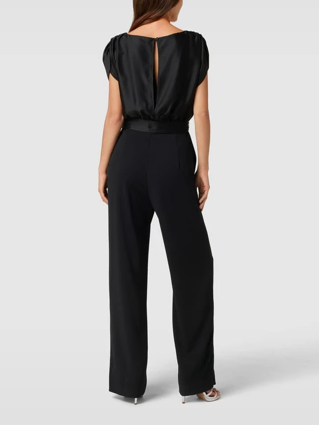 Swing Jumpsuit Mit Rundhalsausschnitt - Schwarz 7 Swing Jumpsuit Mit Rundhalsausschnitt - Schwarz – Bild 5