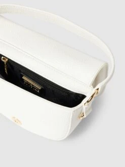 Versace Jeans Couture Saddle Bag Mit Label-Detail - Weiß 10 Versace Jeans Couture Saddle Bag Mit Label-Detail - Weiß -Damenbekleidungsgeschäft 956jcji16l4l8i1n68q38kpoacrl4c9m6p15ah1k9da32h2h6l84qd9o9p24ml1o698jcgabago38i276p3j2dhoc8qm4chg65hmce9k74s66o9l64oj0e9h74s3ae1m71j64c0