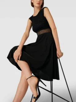 V.M. Cocktailkleid Mit Spitzenbesatz - Schwarz 9 V.M. Cocktailkleid Mit Spitzenbesatz - Schwarz -Damenbekleidungsgeschäft 99a3ig9i8p136dqe6t54acq88oplci1k6t3j0jik9csk6hq58h9l6hi76554gdam98q38l2164skki1l9go66ohk69ij2o9gcdgmad1k6sojcob270rm8cpn6cq32ohg6cp68cg