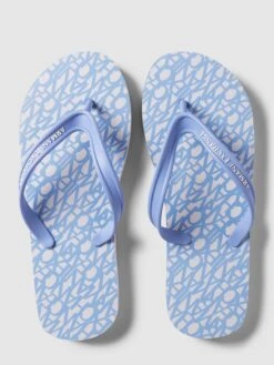 ARMANI EXCHANGE Zehentrenner Mit Label-Details - Hellblau -Damenbekleidungsgeschäft 9cokmha98p248iqca984kdq16t7jic239p7jilii8d5l0ia96164sgpj8gs32j2f6d44ojqhagok8hhg8go38c1n65h36ohhcormad9kcosjeeb36hj30eb468p6cd1p60pj6do