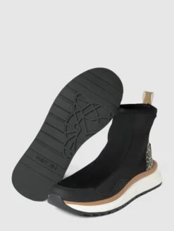 Marc Cain Bags & Shoes Slip-on-Sneaker Mit Label-Patch - Schwarz -Damenbekleidungsgeschäft 9cpj6la5751k6h1p650l8hhi8524ad9h914laj1na5b4qchh9t8j8h299h942d25al15cjhk9p646eac6go3ge9icgpm2ohpc9h3ep9kchim2oj46ph32opm6ks32cb661hmccg