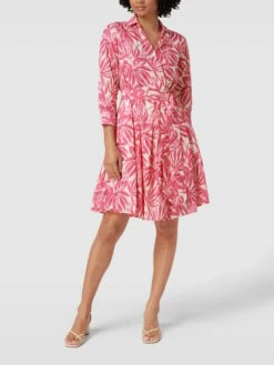 0039 Italy Knielanges Blusenkleid Mit Allover-Muster Modell 'Jule' - Pink