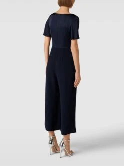 Christian Berg Cocktail Jumpsuit Mit Knoten-Detail - Marineblau Meliert -Damenbekleidungsgeschäft 9d6j8i2368pkme1k8t0l6jhna17ksk2l896k2c229l152ca68gpj6cig84r50jam9ssj2dq190q5aj9jaoo62phl6kqm6pj375j3edpk70s3ee9jckr6cohl6sr3co9g75hj4o8