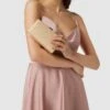 L.Credi Clutch In Schimmernder Optik Modell 'MACAU' - ROSE GOLD -Damenbekleidungsgeschäft 9ha4eiq68d5j2dhg6d53ekqk6d74chph9l23ak9k9d34ec1o7144uiqk68sj4hhiaha48hqh892lci2l893jip1o65gjipj46cpm6e1kc8p32ohj6dijccb1c4o3cc9i68rjgc8